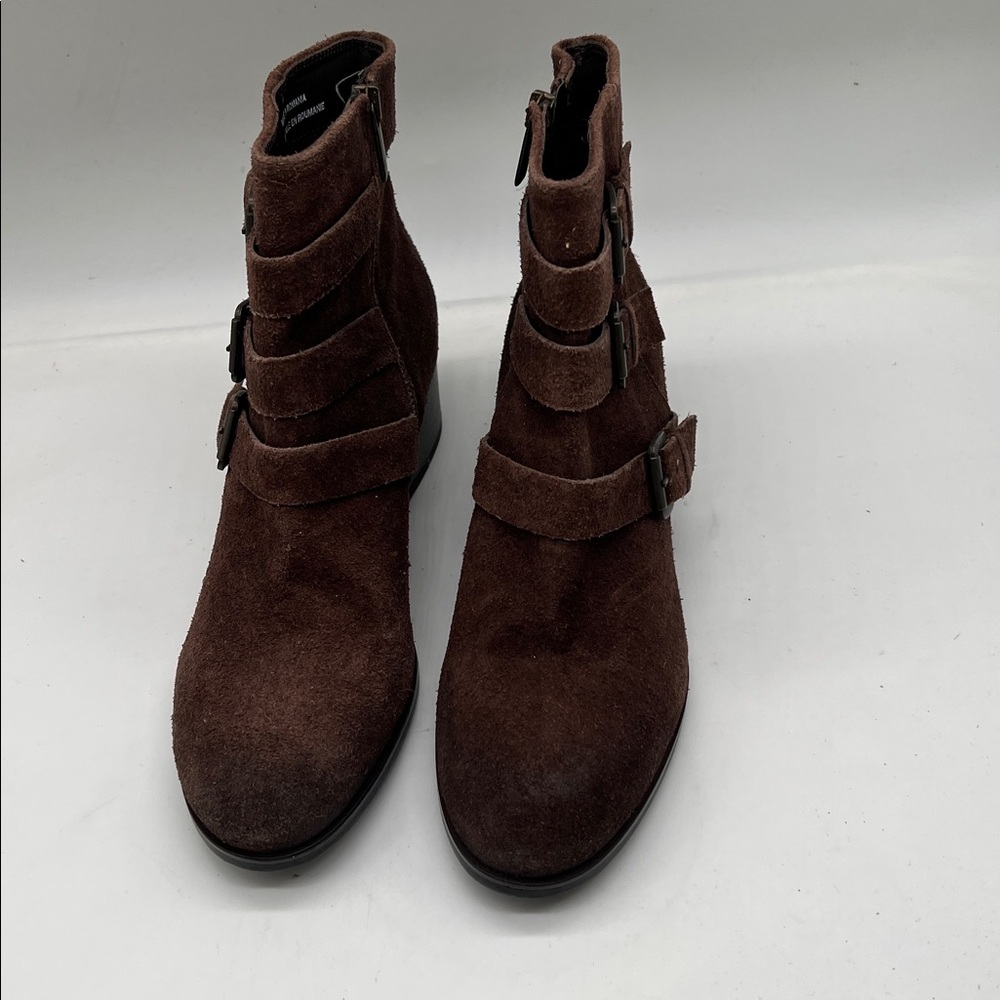 NWB Clarks Elvina Haze Brown Suede Booties Distressed Women’s Size 8
